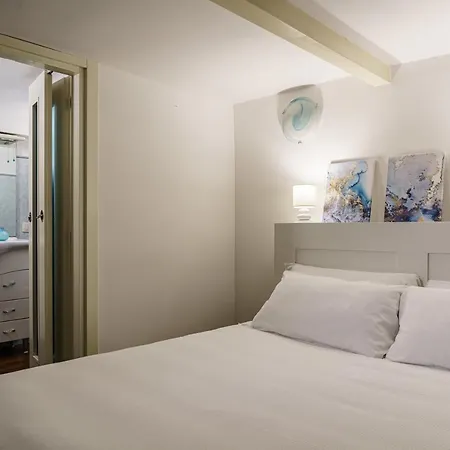 Sunplace Marina Apartment